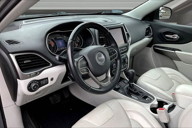 2021 Jeep Cherokee Latitude Lux