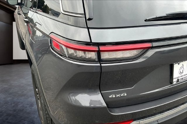 2024 Jeep Grand Cherokee Laredo 4x4