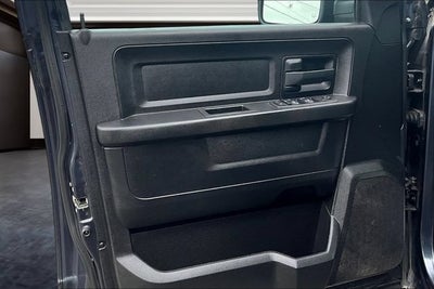 2019 RAM 1500 Classic Express Quad Cab 4x4 6'4" Box