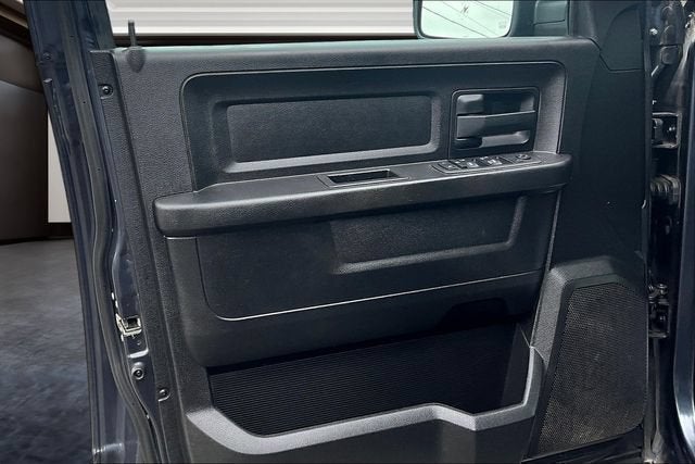 2019 RAM 1500 Classic Express Quad Cab 4x4 6'4" Box