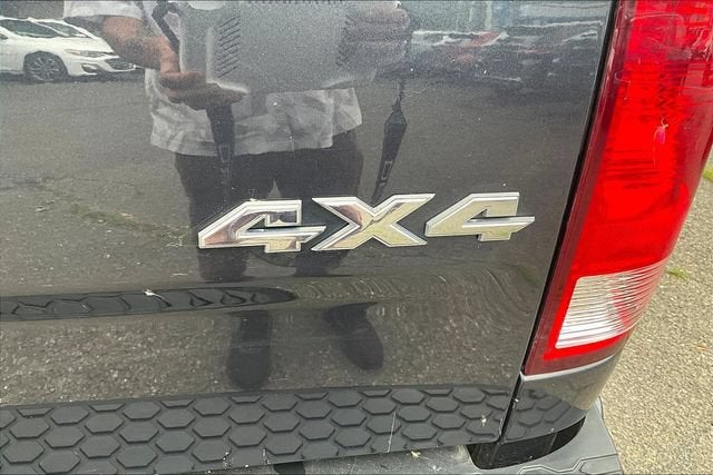 2019 RAM 1500 Classic Express Quad Cab 4x4 6'4" Box