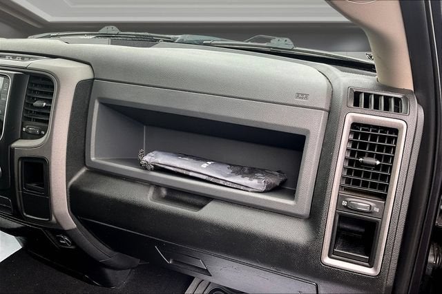 2019 RAM 1500 Classic Express Quad Cab 4x4 6'4" Box