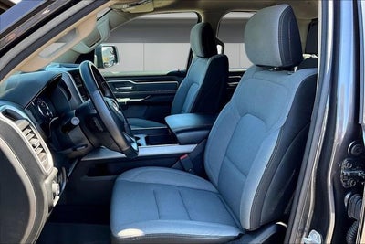 2020 RAM 1500 Big Horn Quad Cab 4x4 6'4" Box