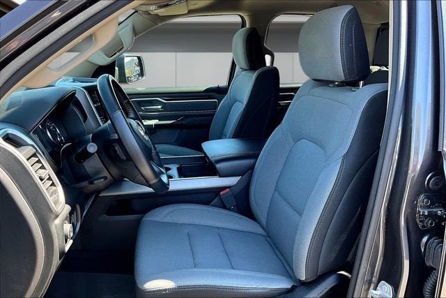 2020 RAM 1500 Big Horn Quad Cab 4x4 6'4" Box