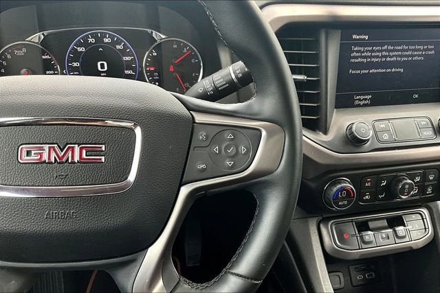 2023 GMC Acadia AT4