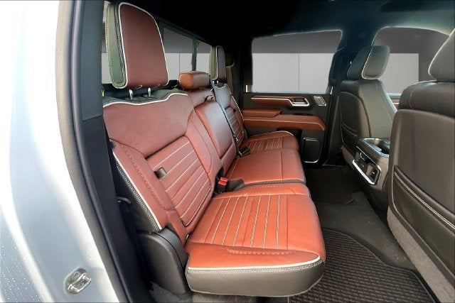 2026 GMC Sierra 3500 HD Denali Ultimate DRW