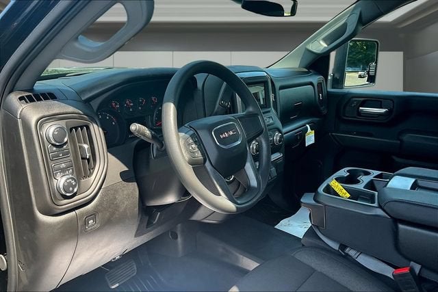 2025 GMC Sierra 2500 HD Pro