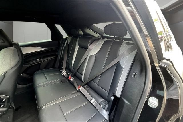 2024 Cadillac LYRIQ Tech