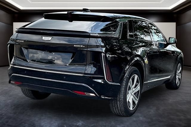 2024 Cadillac LYRIQ Tech