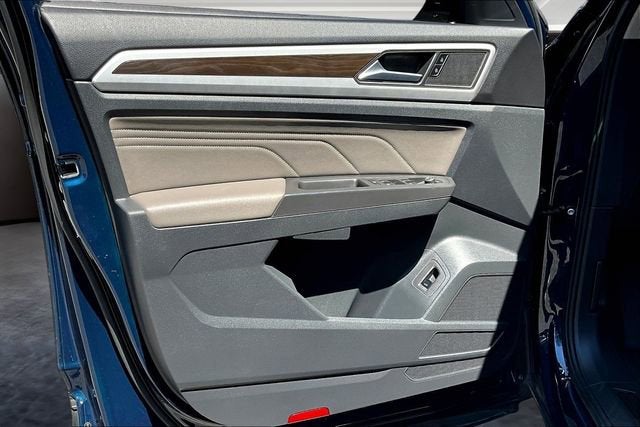 2023 Volkswagen Atlas 2.0T SE w/Technology