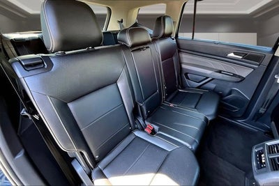 2023 Volkswagen Atlas 2.0T SE w/Technology