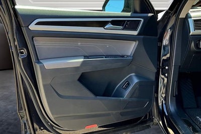 2021 Volkswagen Atlas 3.6L V6 SE w/Technology
