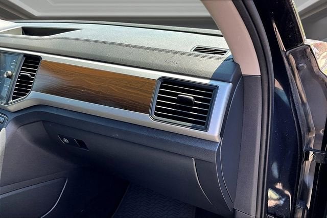 2021 Volkswagen Atlas 3.6L V6 SE w/Technology