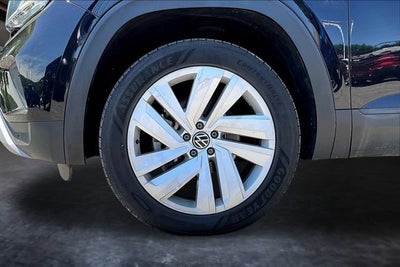 2021 Volkswagen Atlas 3.6L V6 SE w/Technology