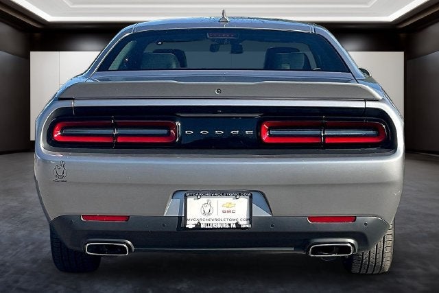 2015 Dodge Challenger SXT Plus