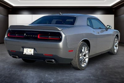 2015 Dodge Challenger SXT Plus
