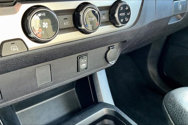 2017 Toyota Tacoma SR5 V6