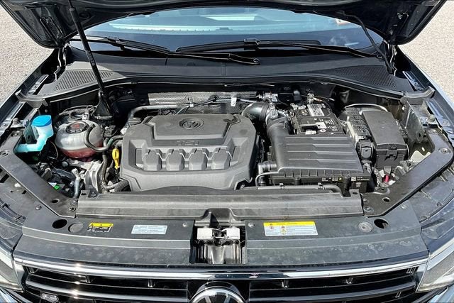 2023 Volkswagen Tiguan 2.0T SE R-Line Black