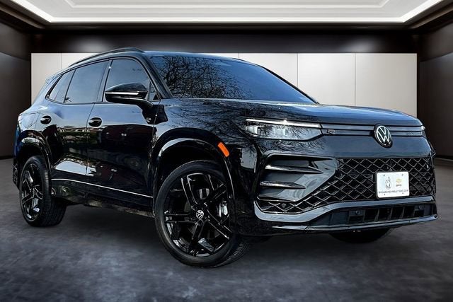 2025 Volkswagen Tiguan 2.0T SE R-Line Black