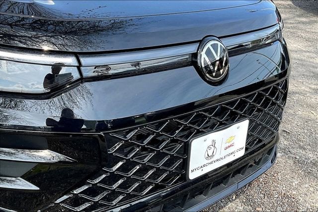 2025 Volkswagen Tiguan 2.0T SE R-Line Black