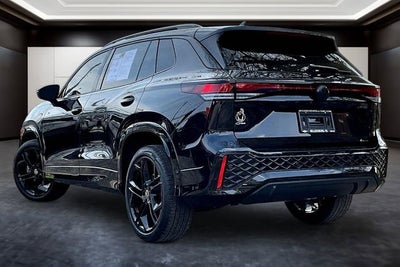 2025 Volkswagen Tiguan 2.0T SE R-Line Black