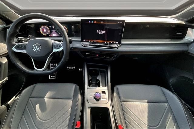 2025 Volkswagen Tiguan 2.0T SE R-Line Black