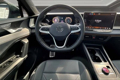 2025 Volkswagen Tiguan 2.0T SE R-Line Black