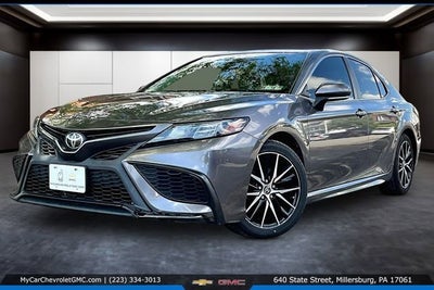 2022 Toyota Camry SE