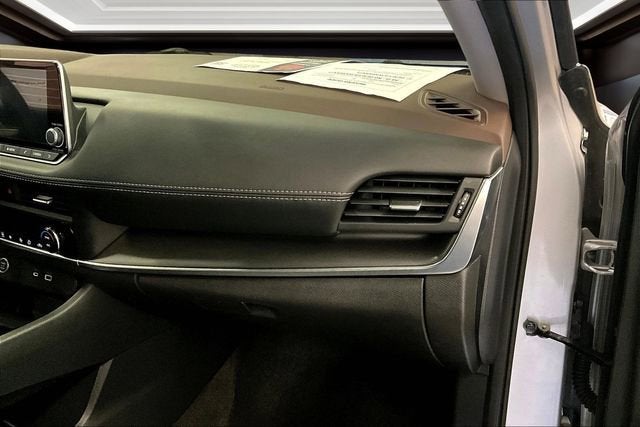 2023 Nissan Rogue SV FWD