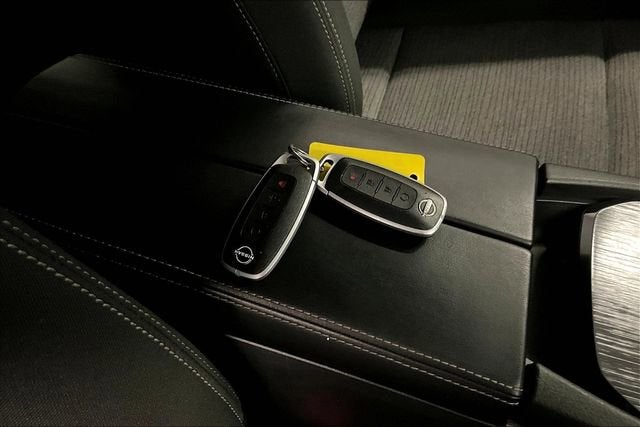 2023 Nissan Rogue SV FWD