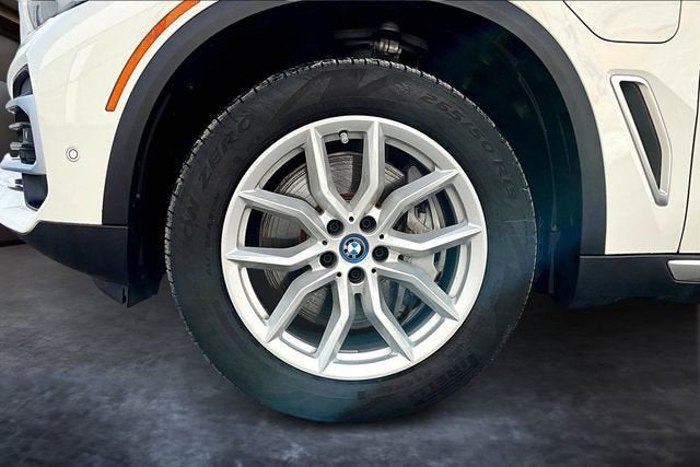 2022 BMW X5 PHEV xDrive45e