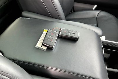 2023 Land Rover Range Rover SV