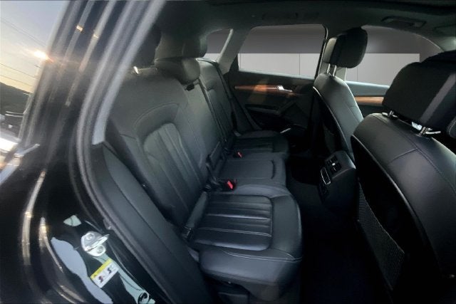 2023 Audi Q5 Premium 40 TFSI quattro S tronic