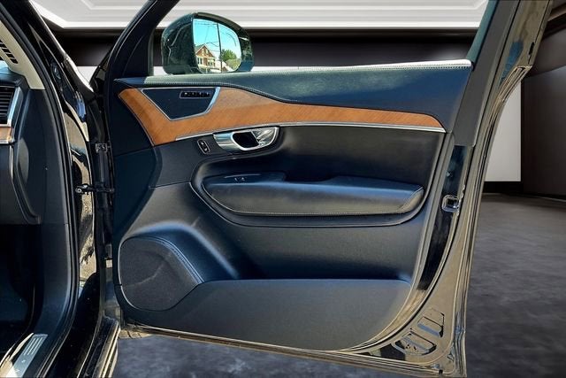 2016 Volvo XC90 T6 Inscription