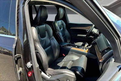 2016 Volvo XC90 T6 Inscription