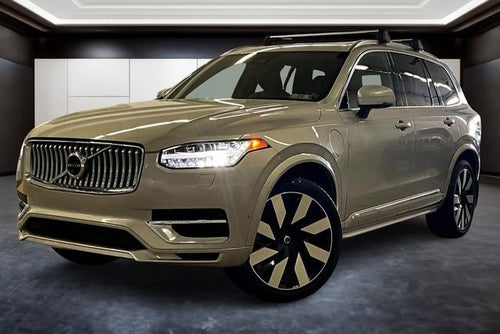 2023 Volvo XC90 Recharge Plug-In Hybrid T8 Ultimate Bright Theme 7-Seater