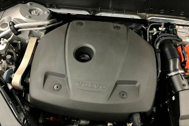 2023 Volvo XC90 Recharge Plug-In Hybrid T8 Ultimate Bright Theme 7-Seater