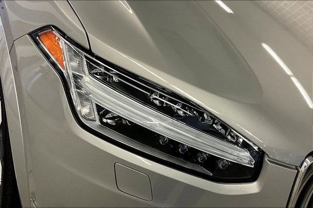 2023 Volvo XC90 Recharge Plug-In Hybrid T8 Ultimate Bright Theme 7-Seater