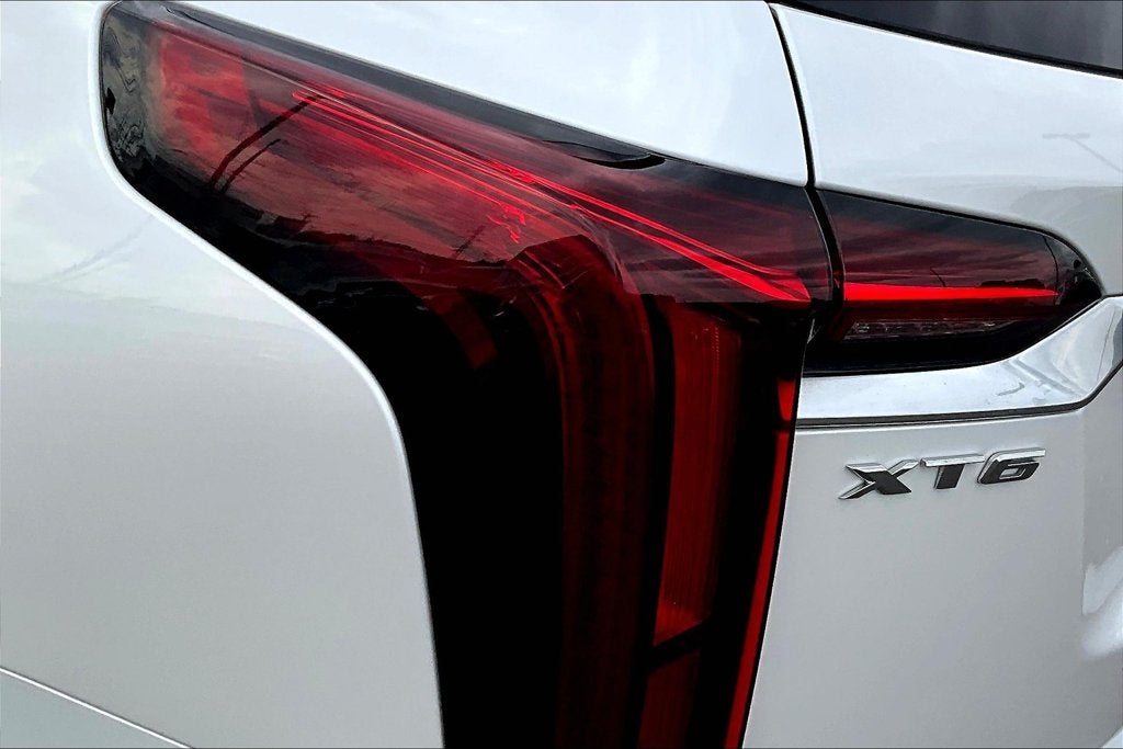 2024 Cadillac XT6 Premium Luxury