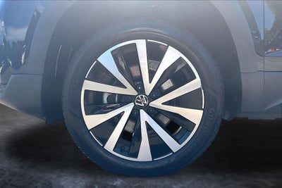 2024 Volkswagen Taos 1.5T SE