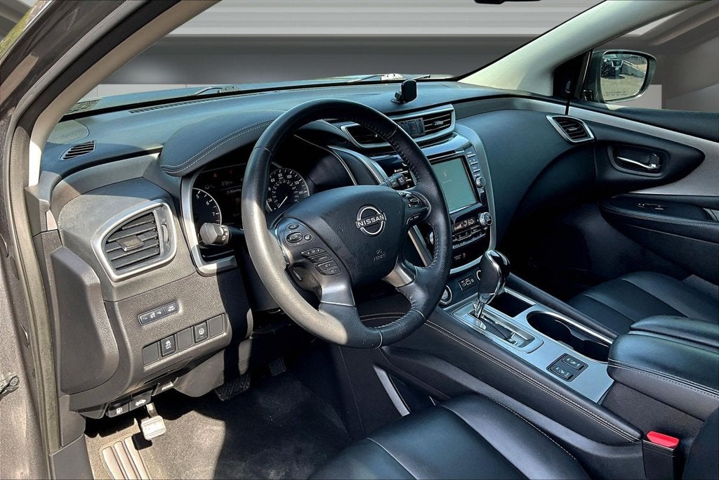 2023 Nissan Murano SV