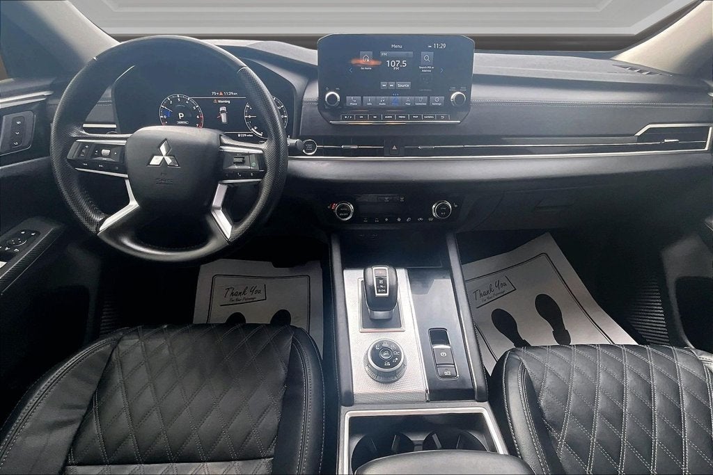 2023 Mitsubishi Outlander SEL