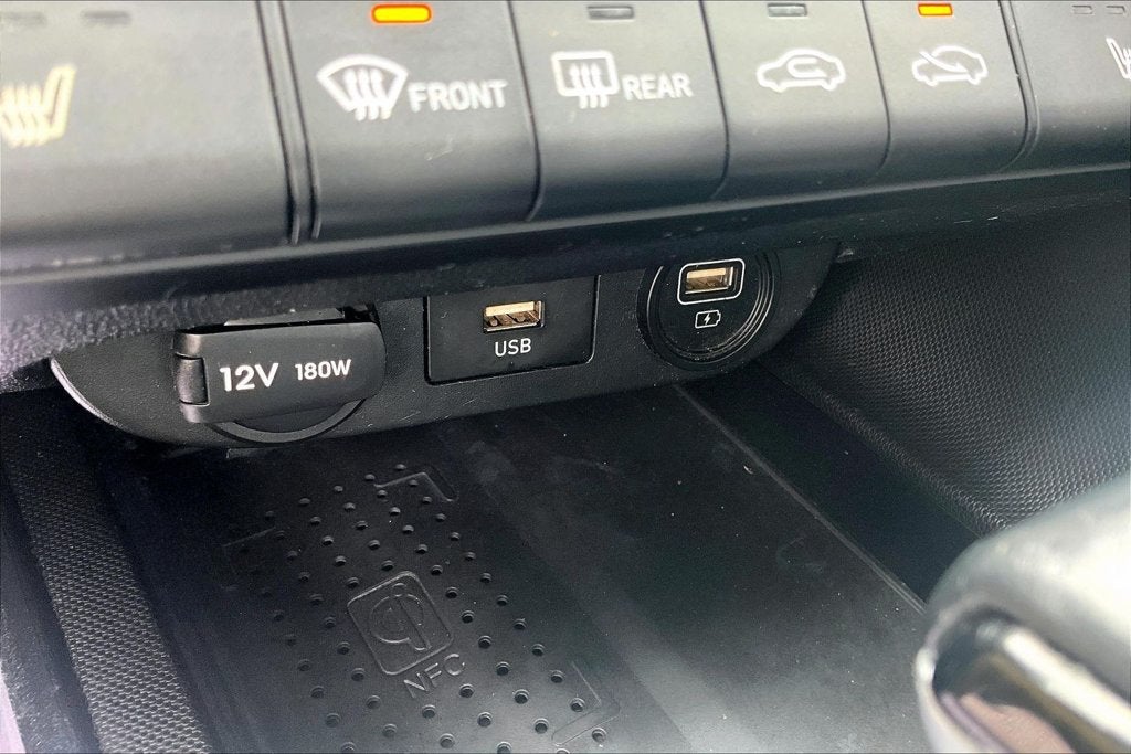 2022 Hyundai Elantra Limited