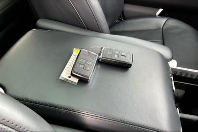 2023 Land Rover Range Rover SV